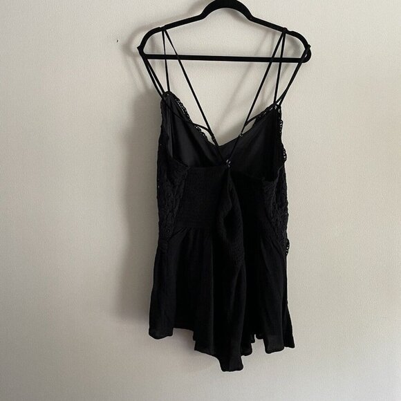 Maurices Women 3X Strappy Cross Back Vistas Solid Crochet Lace Peplum Cami NWT - Picture 11 of 12